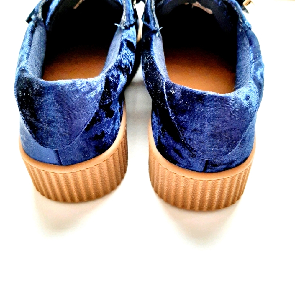 NEW Call It Spring Platforms - Picture 3 of 5
